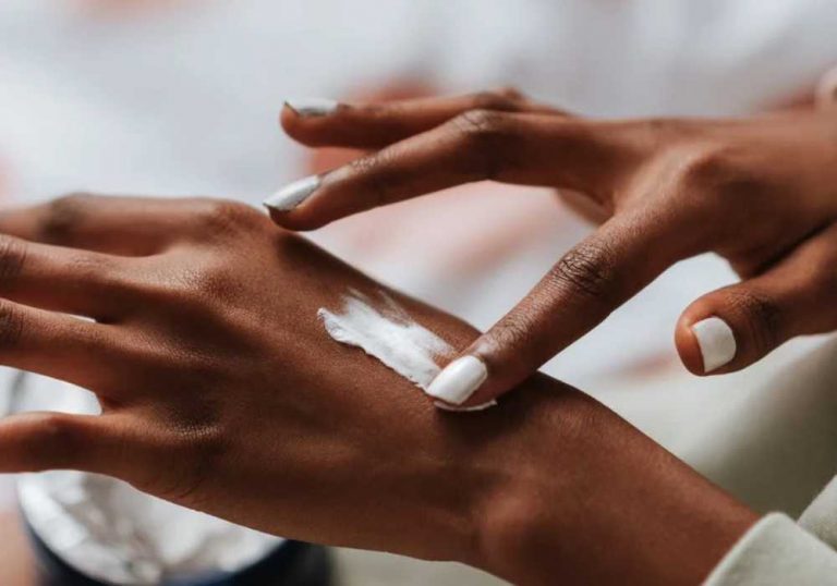 How Long Does It Take for a Tan to Fade? Skin Recovery Timeline