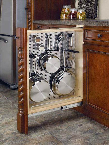 Under Sink Pull-Out Bin: Space-Saving Kitchen Storage Solutions